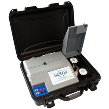 Setra MicroCal Pressure Calibrator