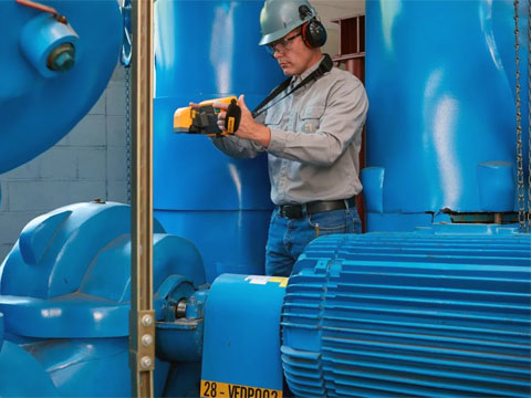 Fluke TiX501 60 HZ Infrared Camera with rotating lens